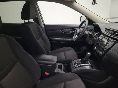 Used 2017 Nissan Rogue SV FWD image 21