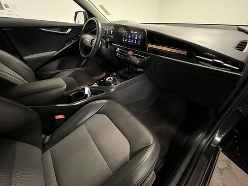 Used 2023 Kia Niro Wind image 10