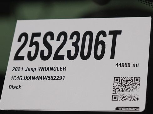 Used 2021 Jeep Wrangler Sport AWD/4WD image 30