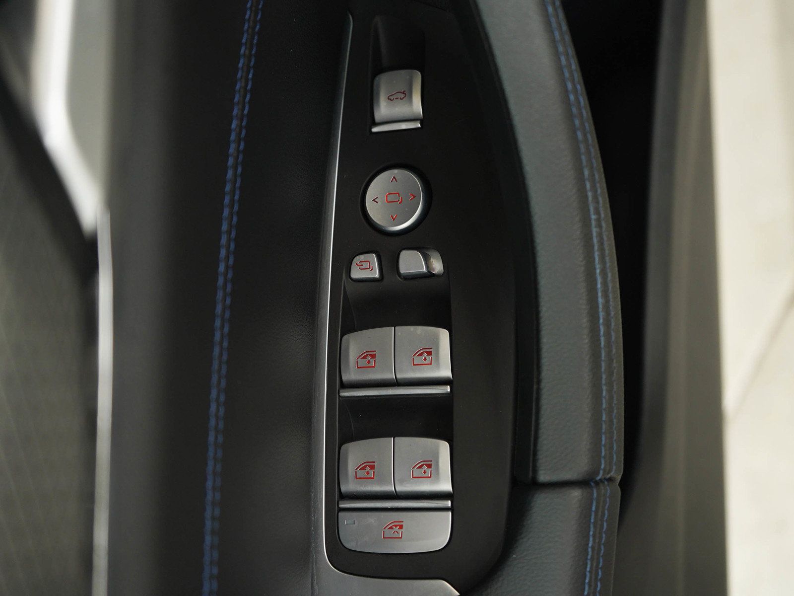 Used 2024 BMW X3 M40i AWD/4WD image 18