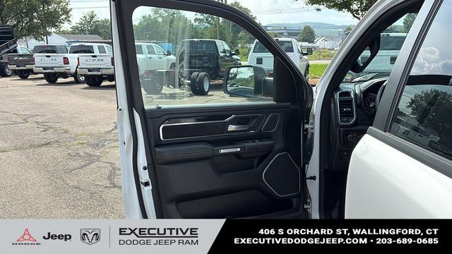 Used 2022 RAM 1500 Laramie AWD/4WD image 8