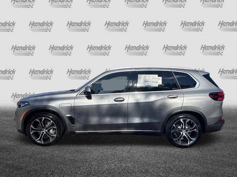 Used 2026 BMW X5 xDrive50e AWD/4WD image 6