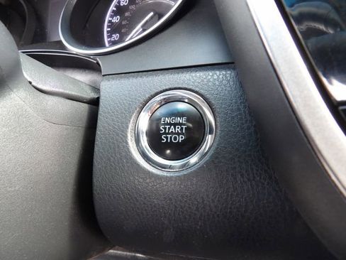 Used 2018 Toyota Camry SE w/ Convenience Package image 23