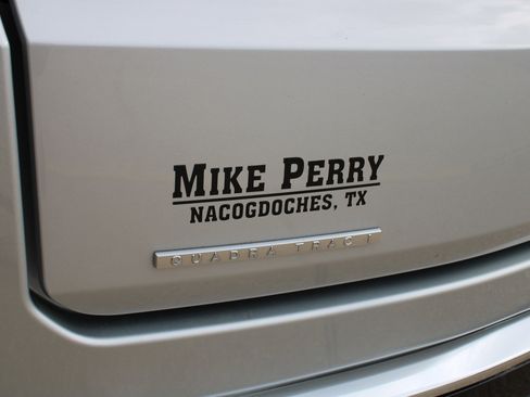 Used 2023 Jeep Wagoneer Series II w/ Convenience Group I image 17