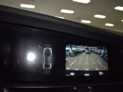 Used 2022 Alfa Romeo Giulia Veloce image 30