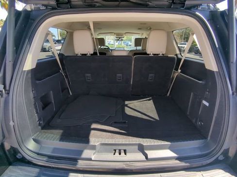 Used 2024 Ford Expedition Max XLT image 14
