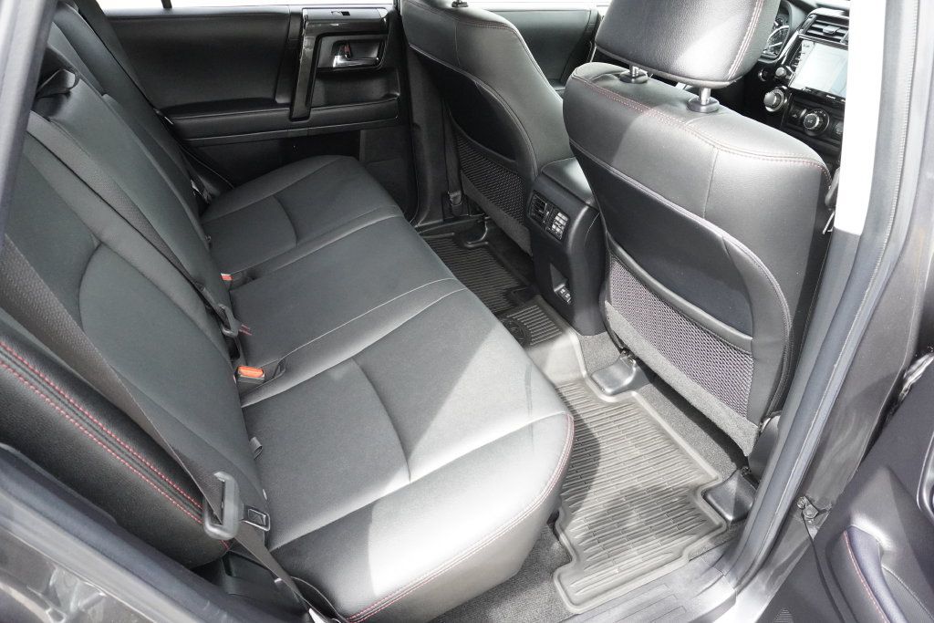 Used 2021 Toyota 4Runner TRD Off-Road Premium w/ Moonroof Package AWD/4WD image 26