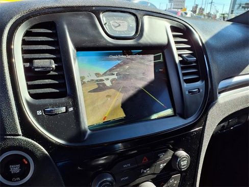 Used 2022 Chrysler 300 S image 19