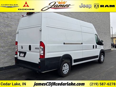 Used 2024 RAM ProMaster 3500 w/ Quick Order Package 22G SLT FWD image 5