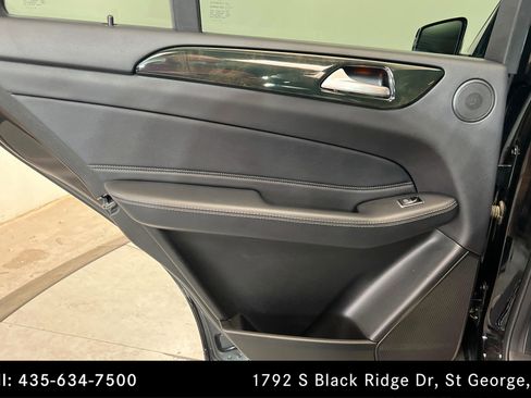 Used 2019 Mercedes-Benz GLE 400 4MATIC w/ Premium 1 Package image 18