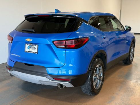 Used 2025 Chevrolet Blazer LT AWD/4WD image 7