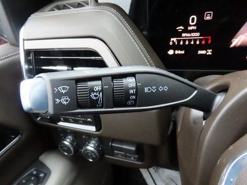 New 2026 GMC Yukon XL Elevation w/ Elevation Premium Package AWD/4WD image 35