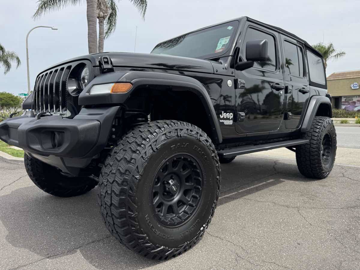 Used 2020 Jeep Wrangler Unlimited Sport S AWD/4WD image 16