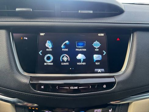 Used 2017 Cadillac XT5 Premium Luxury FWD image 26