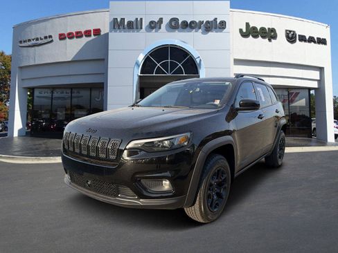 Used 2022 Jeep Cherokee Latitude AWD/4WD image 1