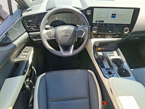 Used 2023 Lexus NX 350 AWD image 12