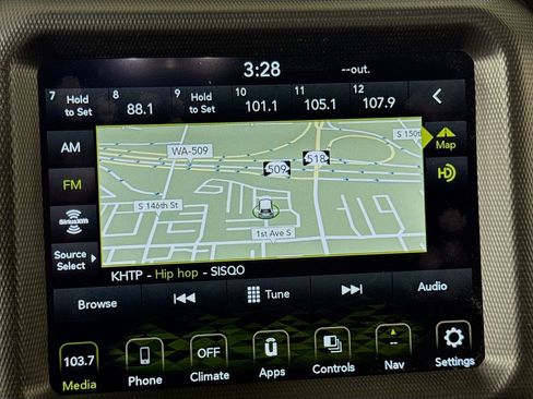 Used 2023 Jeep Gladiator Overland image 38