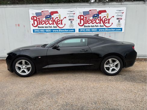 Used 2018 Chevrolet Camaro LS image 7