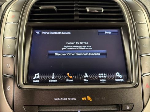 Certified 2019 Lincoln Nautilus Reserve AWD/4WD image 11