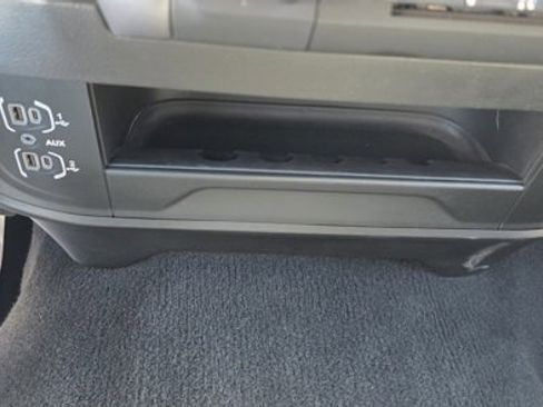 Used 2024 RAM 2500 Big Horn image 24