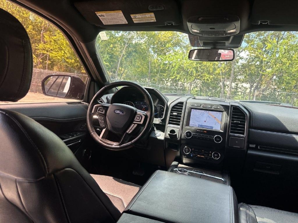 Used 2020 Ford Expedition Limited RWD image 17