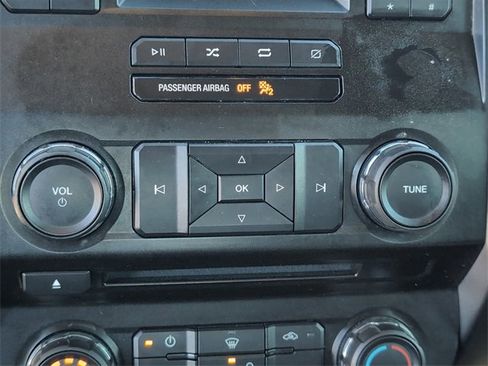 Used 2018 Ford F150 XLT image 19