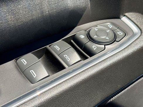 Used 2024 GMC Sierra 1500 SLT AWD/4WD image 15