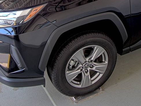 Used 2024 Toyota RAV4 XLE image 7