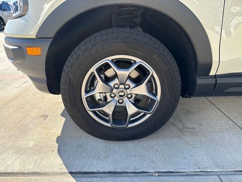 Used 2024 Ford Bronco Sport Badlands image 36