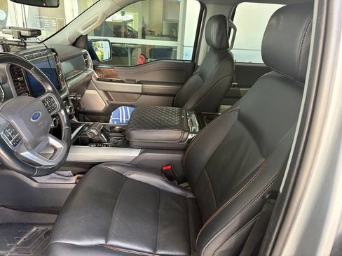 Used 2022 Ford F150 Lariat AWD/4WD image 9