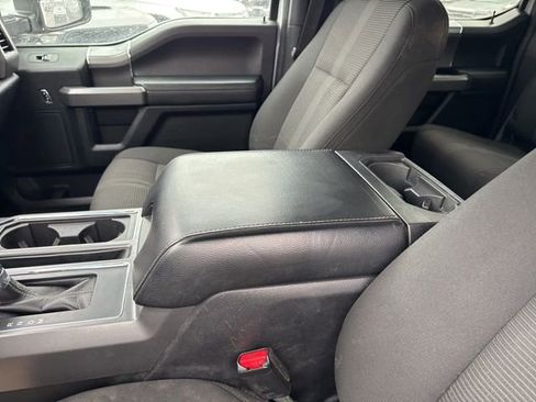 Used 2017 Ford F150 XLT w/ Equipment Group 302A Luxury image 16