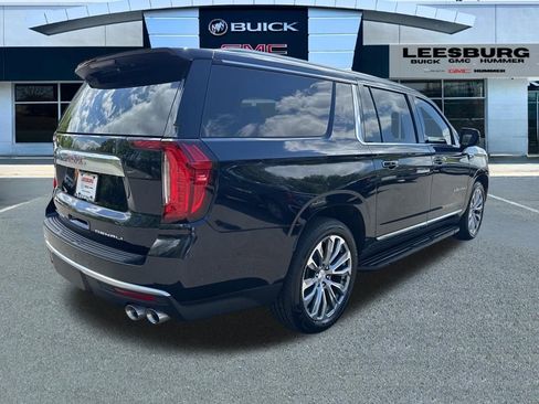 Used 2023 GMC Yukon XL Denali w/ Advanced Technology Package AWD/4WD image 7