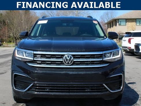 Used 2021 Volkswagen Atlas SE w/ Towing Package image 3