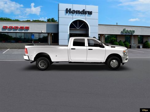 New 2026 RAM 3500 Tradesman image 6