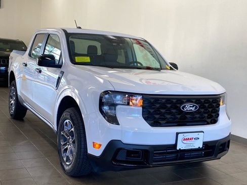 New 2025 Ford Maverick XLT w/ XLT Luxury Package image 2