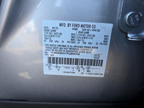 Certified 2023 Ford Explorer XLT w/ Equipment Group 202A AWD/4WD image 28