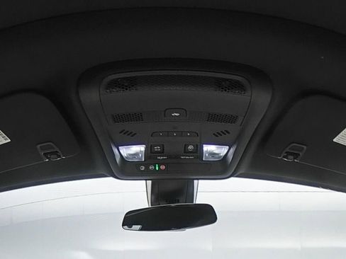 New 2025 Cadillac XT5 Sportv w/ LPO, Floor Liner Package image 17