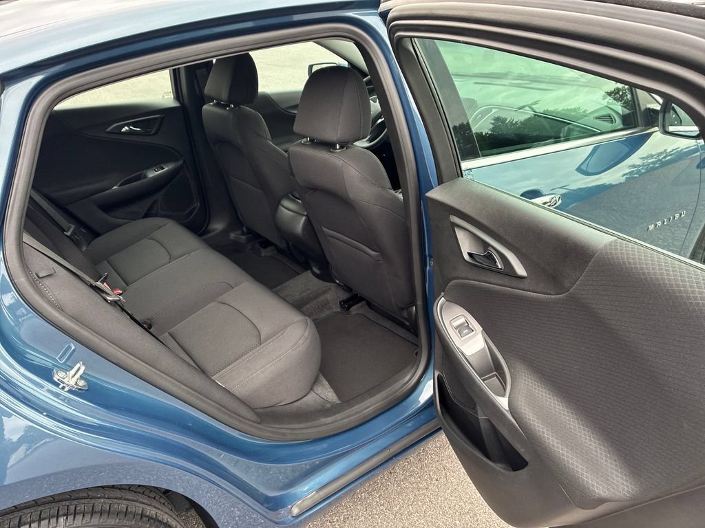 Used 2024 Chevrolet Malibu LS FWD image 28