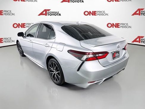 Certified 2021 Toyota Camry SE FWD image 5