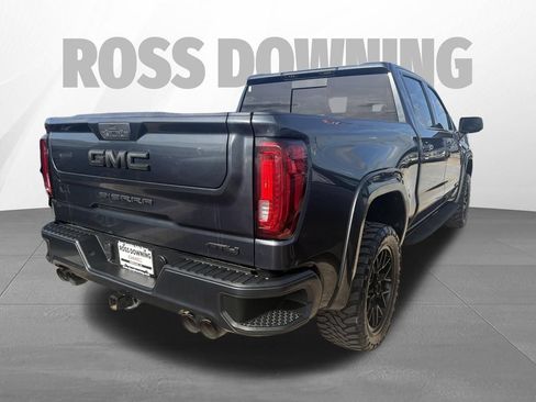 Used 2022 GMC Sierra 1500 AT4 w/ AT4 Preferred Package AWD/4WD image 4