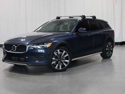 Used 2020 Volvo V60 T5 Cross Country w/ Protection Package Premier
