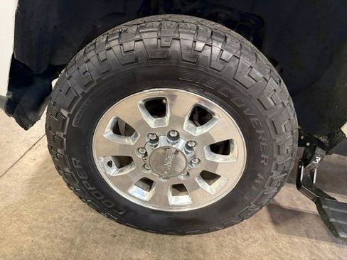 Used 2019 Chevrolet Silverado 2500 LTZ w/ Duramax Plus Package AWD/4WD image 35