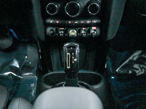 Certified 2024 MINI Cooper SE image 14