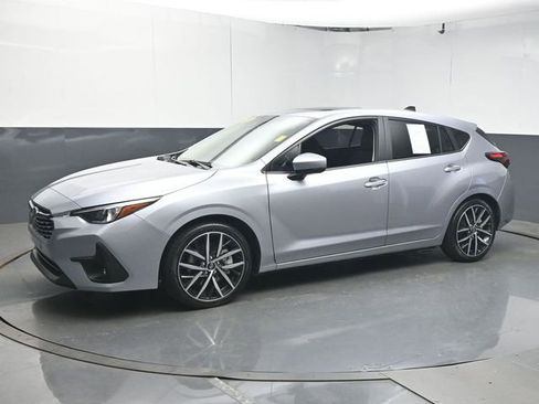 Certified 2025 Subaru Impreza 2.0i Sport AWD/4WD image 4