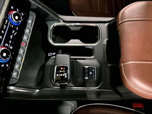 Certified 2024 GMC Sierra 1500 Denali Ultimate AWD/4WD image 34