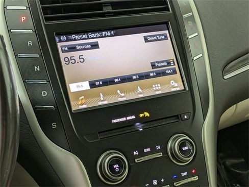 Used 2019 Lincoln MKC Reserve w/ MKC Climate Package image 21