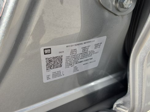 Used 2024 Chevrolet Traverse Z71 w/ LPO, Floor Liner Package AWD/4WD image 35