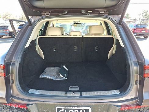 Used 2023 Genesis GV70 2.5T Select w/ Select Package image 30