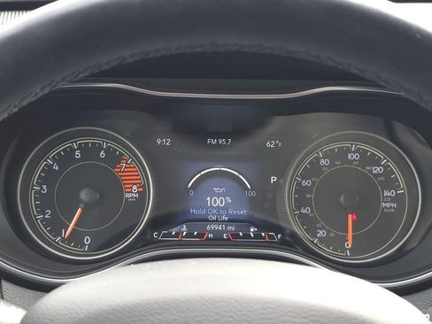 Used 2020 Jeep Cherokee High Altitude AWD/4WD image 19