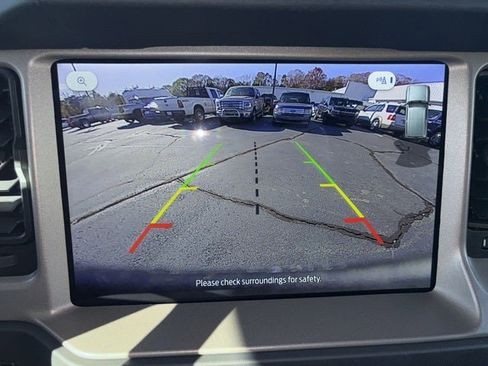 New 2025 Ford Bronco Outer Banks w/ Black Appearance Package image 30